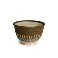 Frontansicht der Tasse von Petr Jurnicek gestreift (100ml)