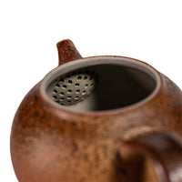 Ansicht der Teekannenlöcher unserer Teekanne von Ales Dancak braun (220ml)