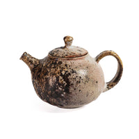 Seitenansicht unserer Teekanne von Ales Dancak hell (190ml)