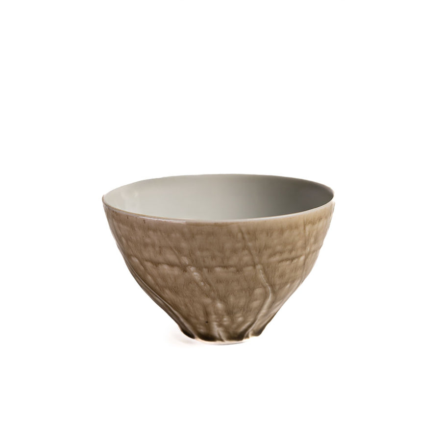 Frontansicht der Tasse von Ales Dancak grün/braun 140ml